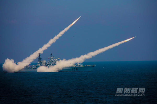 東海艦隊新領(lǐng)導(dǎo)團(tuán)隊引領(lǐng)變革，鑄就自信與成就輝煌